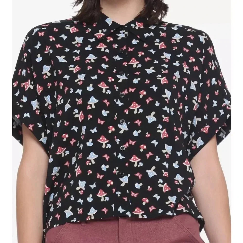 Hot Topic Mushroom Butterfly Juniors Woven Button-Up Boxy Crop Size S/M